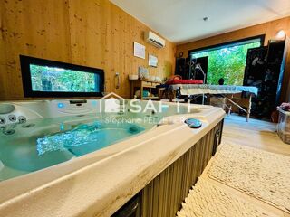  Maison � vendre 10 pi�ces 240 m�