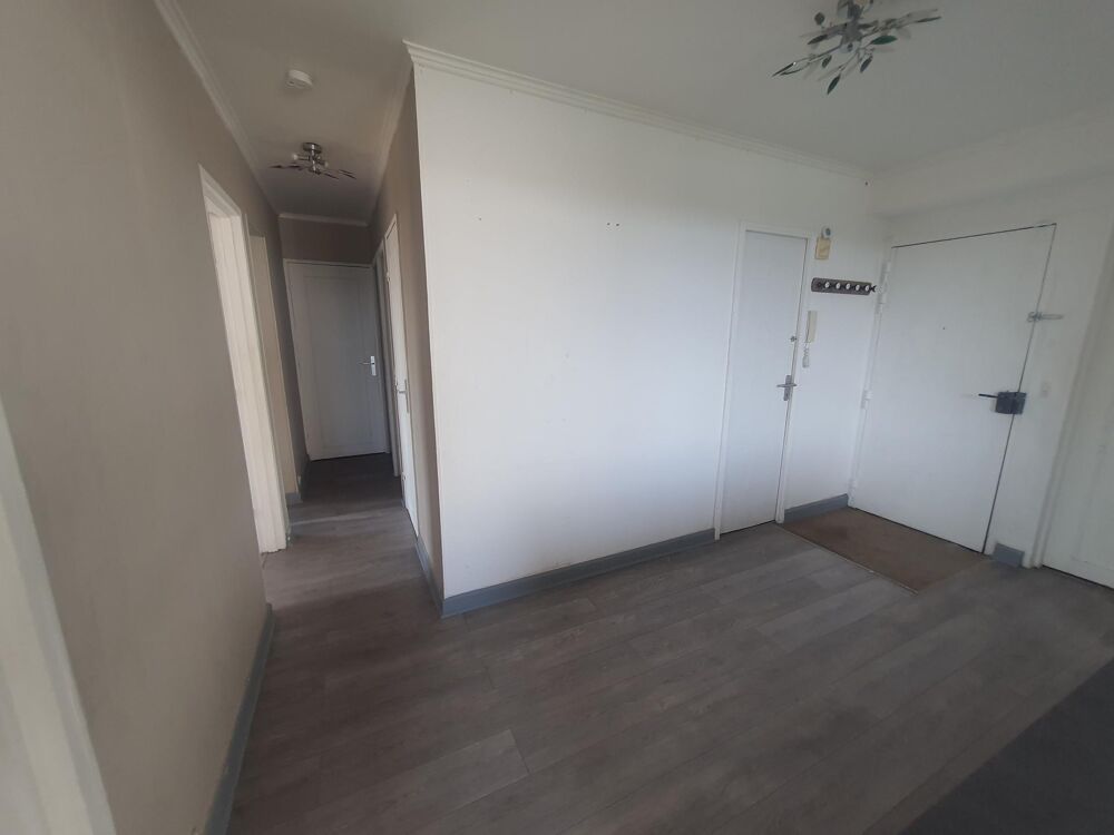 APPARTEMENT 90M² 4 PIÈCES, 3 CHAMBRES, BALCON ET PARKING