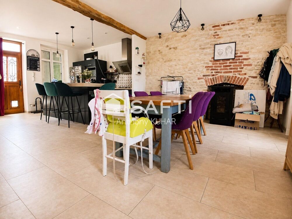 Vente Maison Coup de coeur ! Charmante maison de ville rénovée avec goût Lignieres