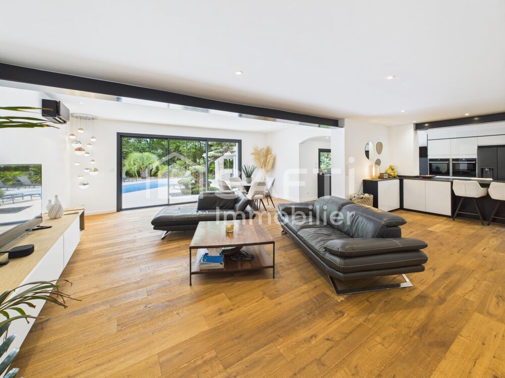 Maison dexception avec studio indépendant  260 m²