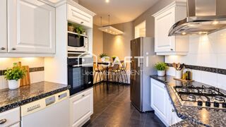 Vente Maison BURES-SUR-YVETTE – UNE PROPRIÉTÉ D'EXCEPTION AUX VOLUMES REMARQUABLES Bures-sur-yvette