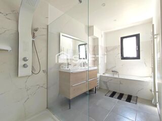  Maison  vendre 6 pices 151 m