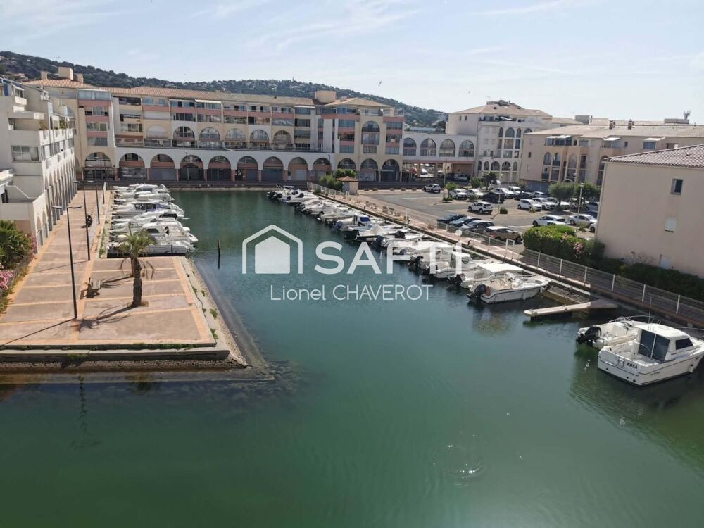 Vente Appartement Dernier étage. 3 chambres. À 150 m de la plage, sans route à traverser. Lumineux et calme. Proche commerces et commodités. Empla Sete