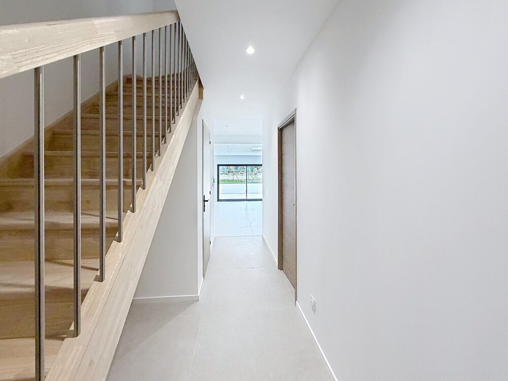 REIMS  Maison contemporaine avec jardin, garage et confort haut de gamme
