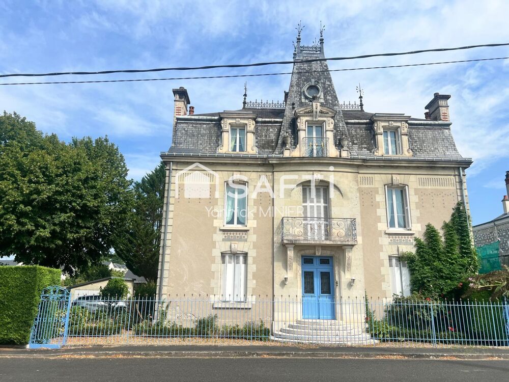 Vente Maison Maison de Maitre du XIX Siècle sur 3 niveaux Cinq-mars-la-pile