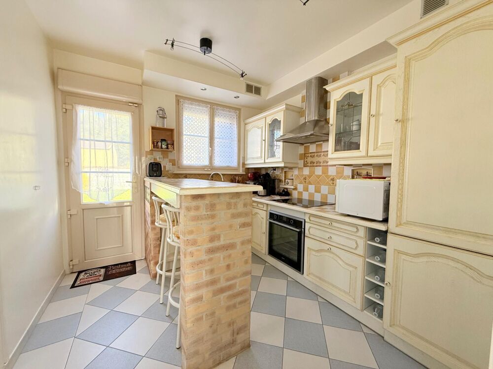 Vente Maison SOUS OFFRE!!! Maison sans travaux avec un s/sol total Limetz-villez