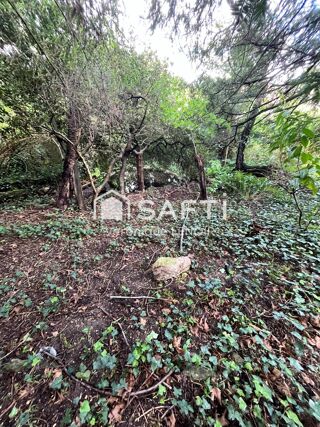  Terrain  vendre 700 m