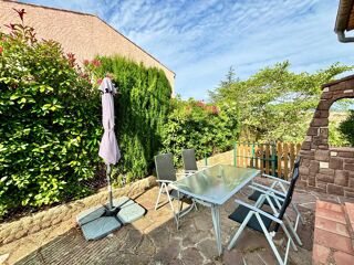  Maison  vendre 8 pices 210 m