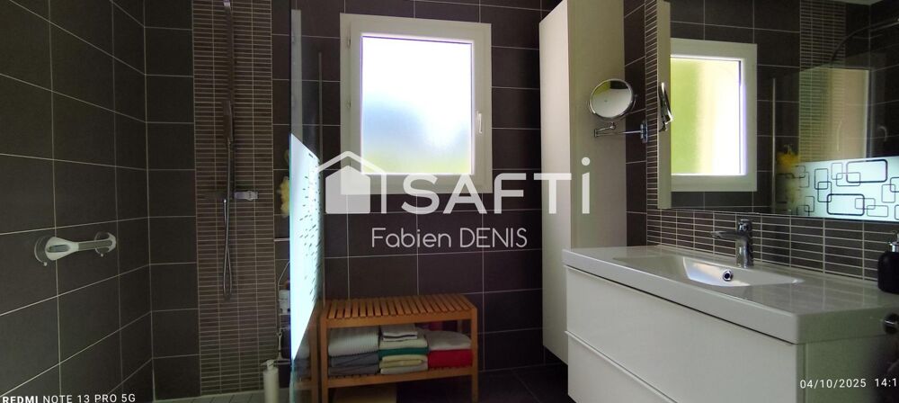 Vente Maison Magnifique maison de 2014 avec 4 chambres et 1,6 hectare. Seigy