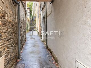 Maison 1 pièce 65 m² · à Segré-en-Anjou Bleu · 65 m² · 18 000 €