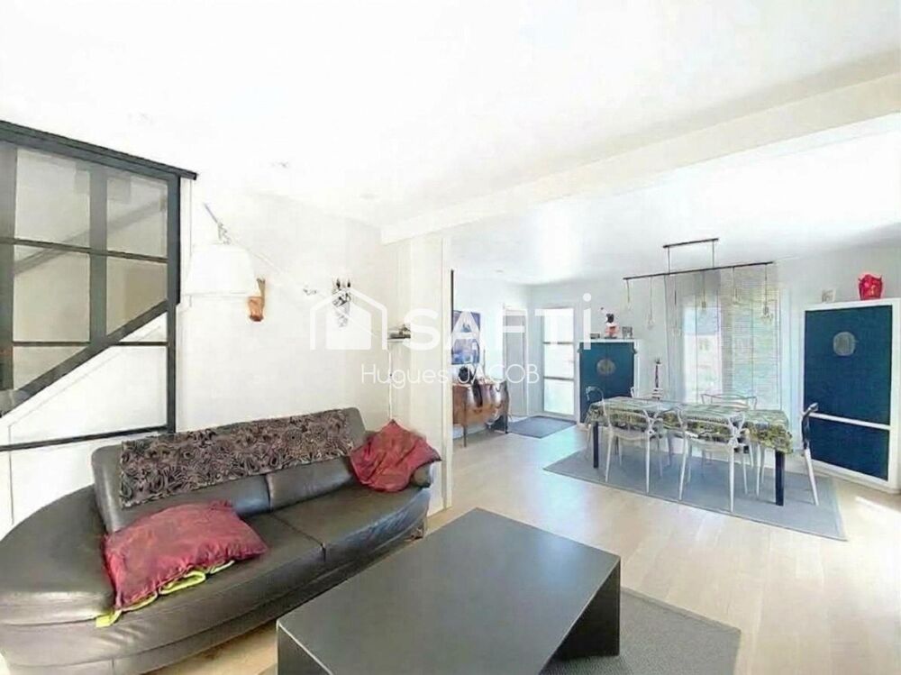Vente Maison Proche toutes commodités maison avec 4 chambres, véranda et sous-sol Verson