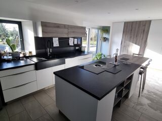  Maison � vendre 6 pi�ces 214 m�