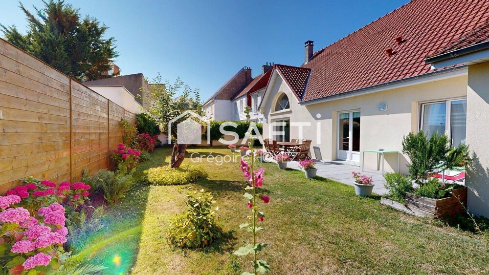 Maison de plain-pied avec garages et jardin  Wimereux centre
