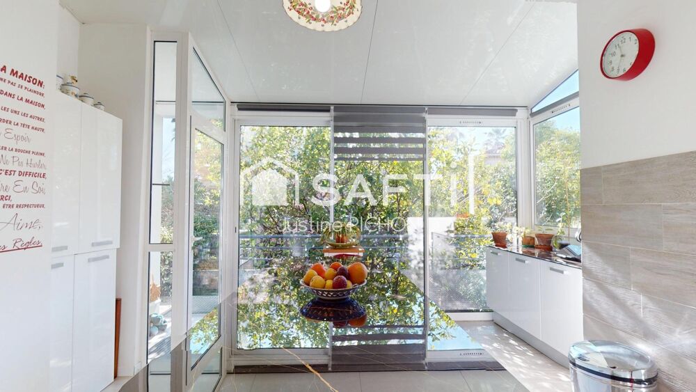 � vendre  Maison Hy�res (83400)