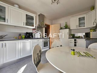  Maison  vendre 6 pices 135 m