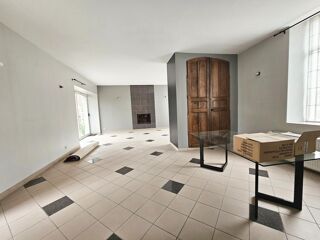  Maison  vendre 8 pices 204 m