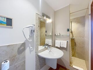  Immeuble � vendre 351 m�