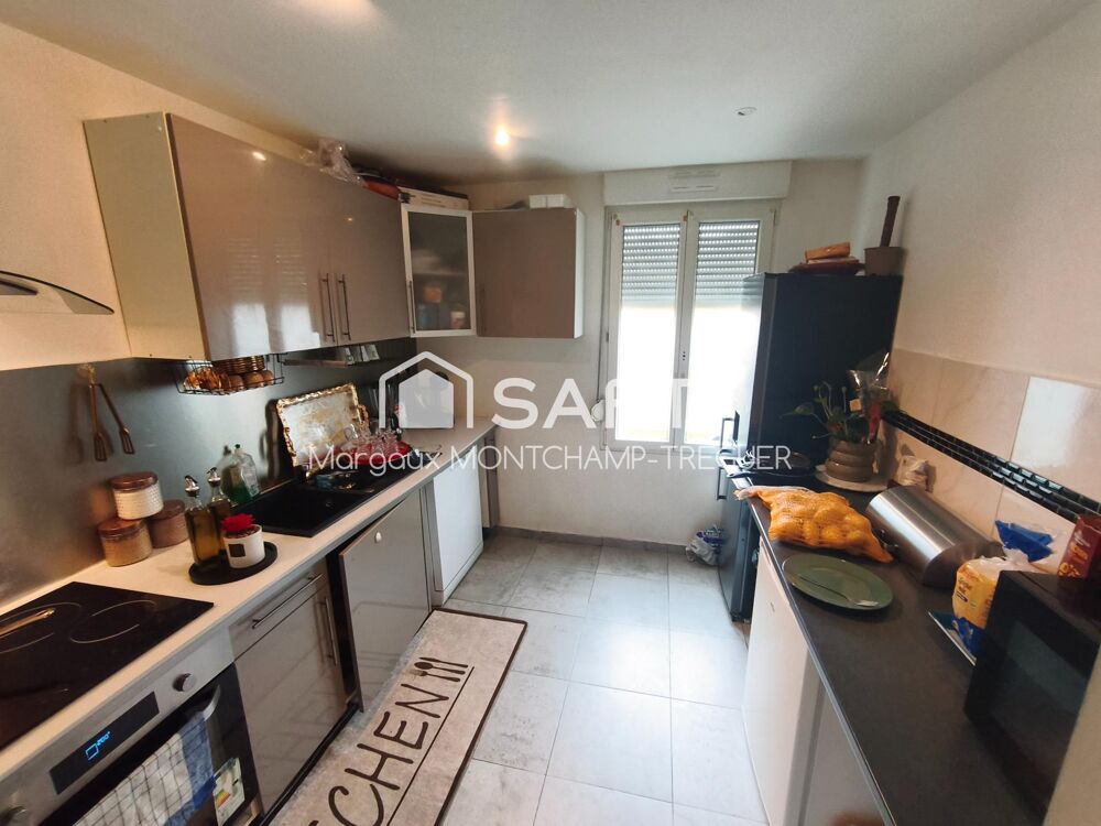 Vente Maison Petite maison de 100 m² avec potentiel, idéale pour projet d'habitation ou investissement à Mulhouse. Mulhouse