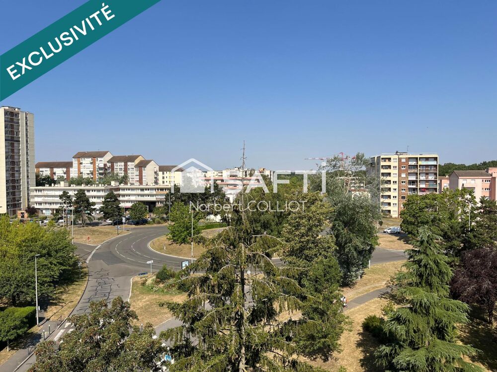 Studio rénové, dernier étage, fort rendement locatif