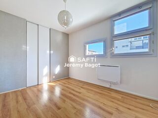  Appartement � vendre 4 pi�ces 88 m�