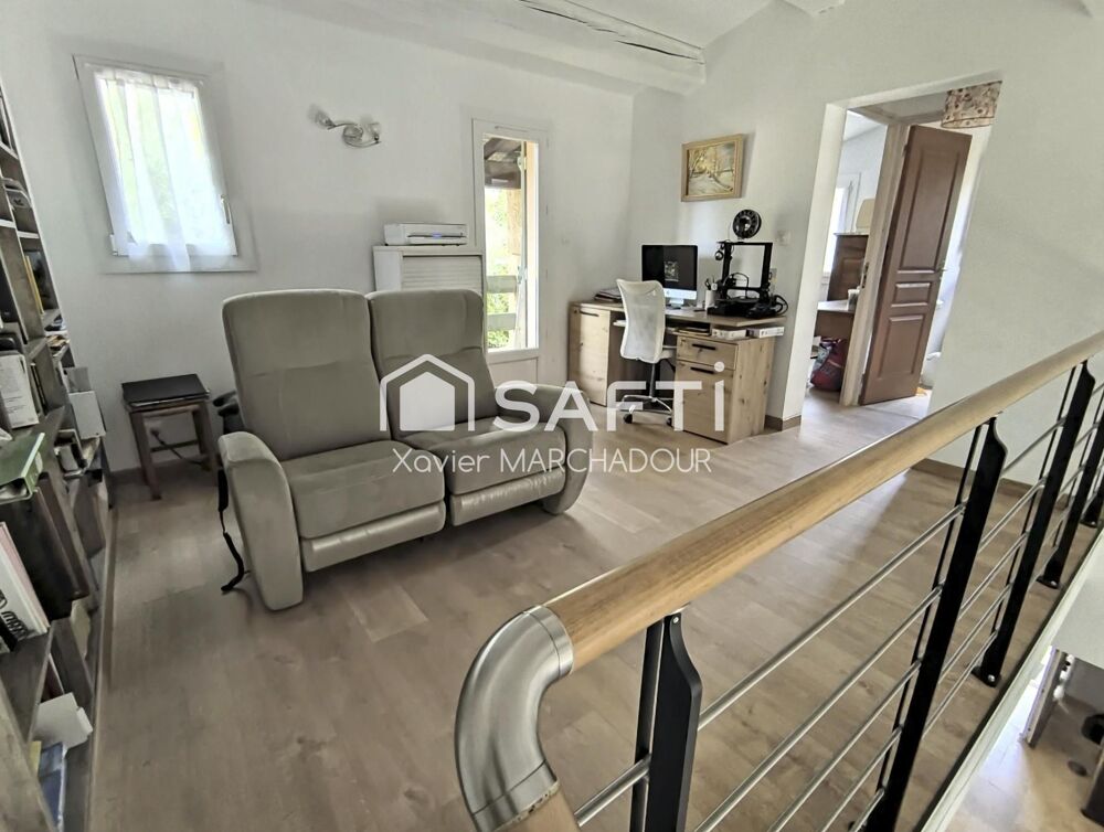 VILLA T4 AVEC STUDIO, JARDIN ET BELLE VUE MER