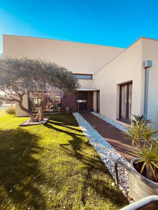  Maison � vendre 5 pi�ces 181 m�