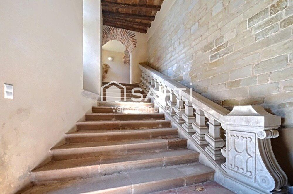 Vente Propriété/Château CHATEAU MEDIEVAL RENOVE 730M2 / Gîtes / Piscine / 2Ha de terrain Venes