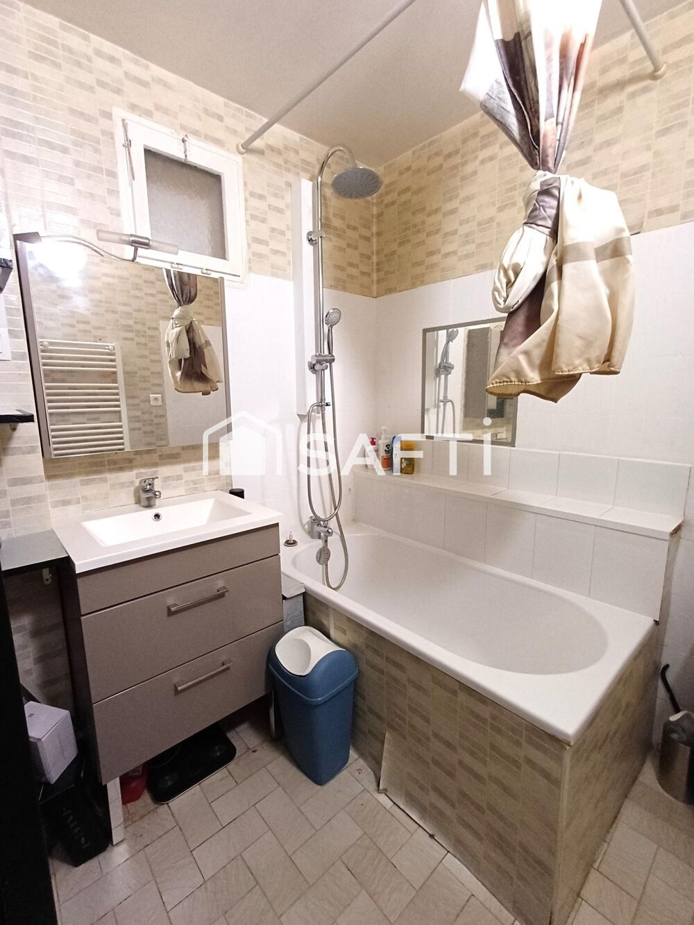 Vente Maison Maison proche commodités 2 chambres salon insert Cloyes les trois rivieres