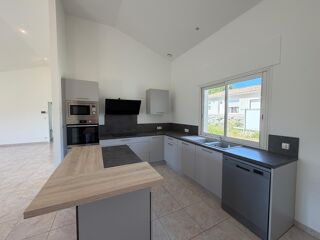  Maison � vendre 4 pi�ces 105 m�