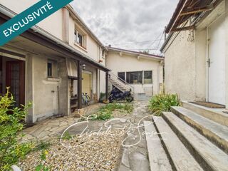  Immeuble � vendre 218 m�