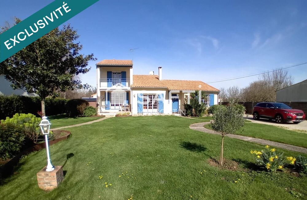 PAVILLON 3 CHAMBRES, BUREAU ET DOUBLE GARAGE + PISCINE A MAGNE !