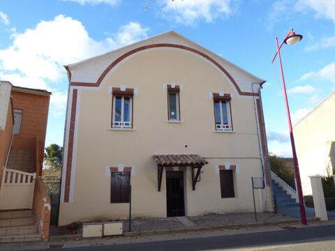   Plaissan maison au centre climatise. Maison - 3 pice(s) - 79 m