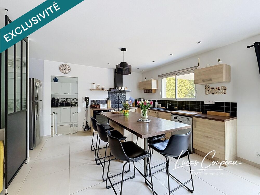 Vente Maison Maison de famille dans une commune calme Longuenee-en-anjou