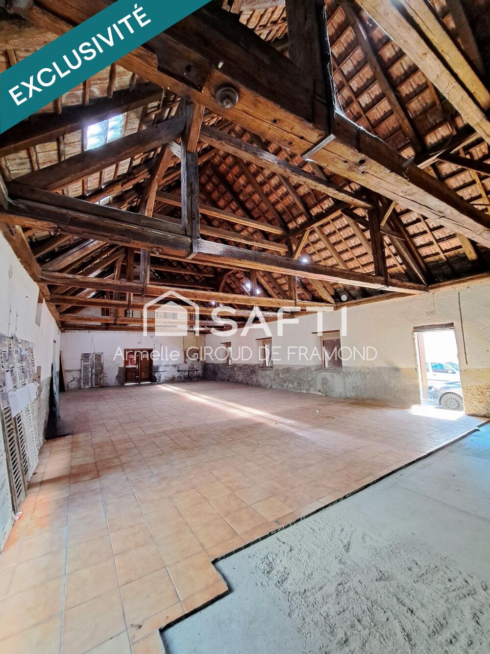 Vente Immeuble Au centre de Mulhouse , proche clinique du Diaconat Roosevelt et parking Buffon, bâtiment de 1830 de 308 m2 sur 549m2 de terrain Mulhouse