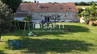  Maison à vendre 14 pièces 392 m²
