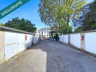  Parking / Garage à vendre 