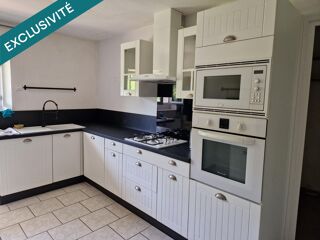  Maison à vendre 6 pièces 196 m²