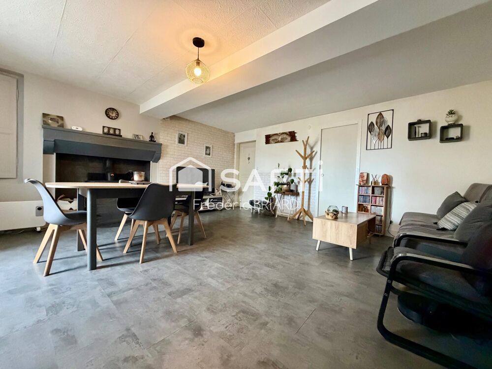 Vente Maison Genouillé 86250. Maison, grange et jardin Genouillé