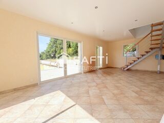  Maison à vendre 8 pièces 205 m²