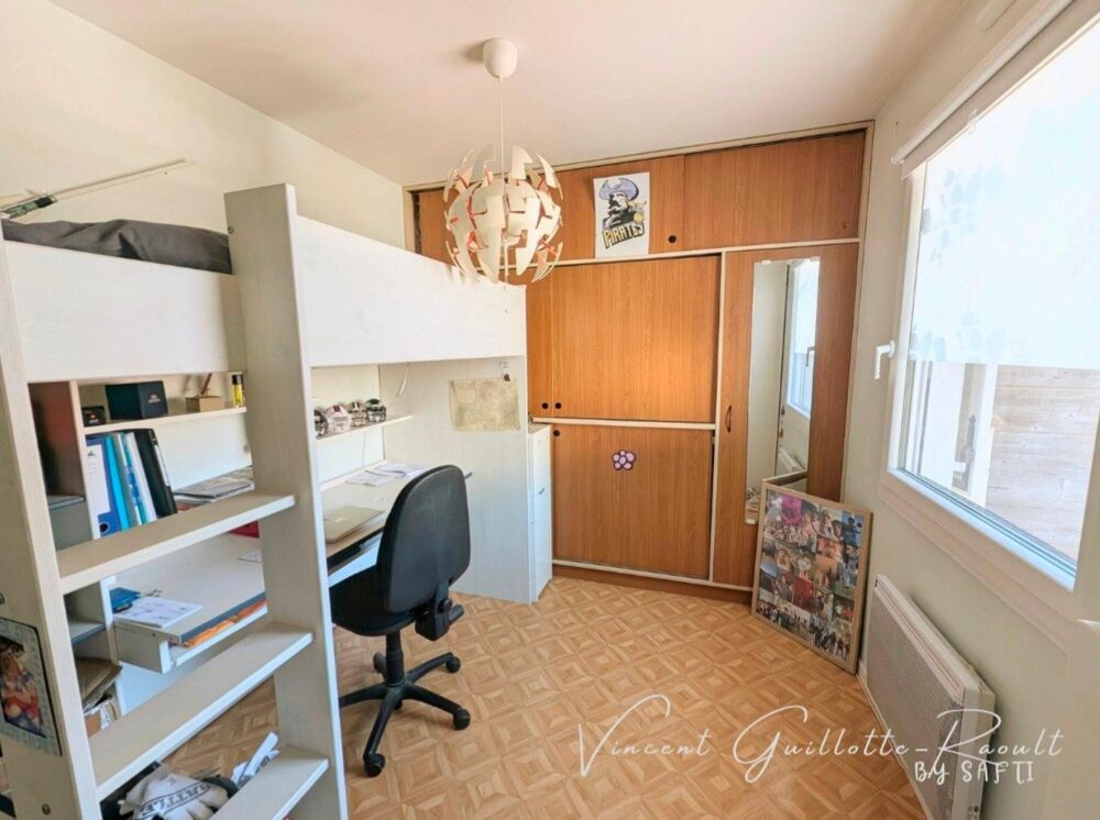 Vente Maison Maison familiale 6 pièces avec 5 chambres sur terrain de 480 m². Port-saint-pere