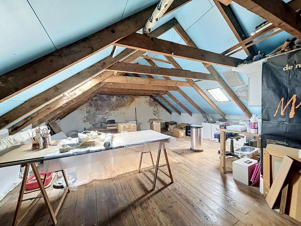 GUILERS - Maison 116 M2  AVEC ANNEXE - LE TOUT A RENOVER - CADRE CAMPAGNE
