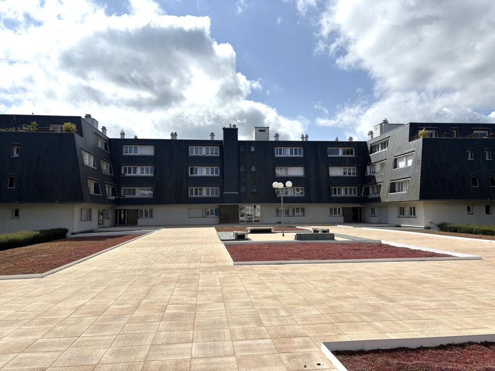 Vente Appartement Appartement 50 m2 à DEAUVILLE, 10 MIN à pied de la MER et 5 MIN de la GARE. Deauville