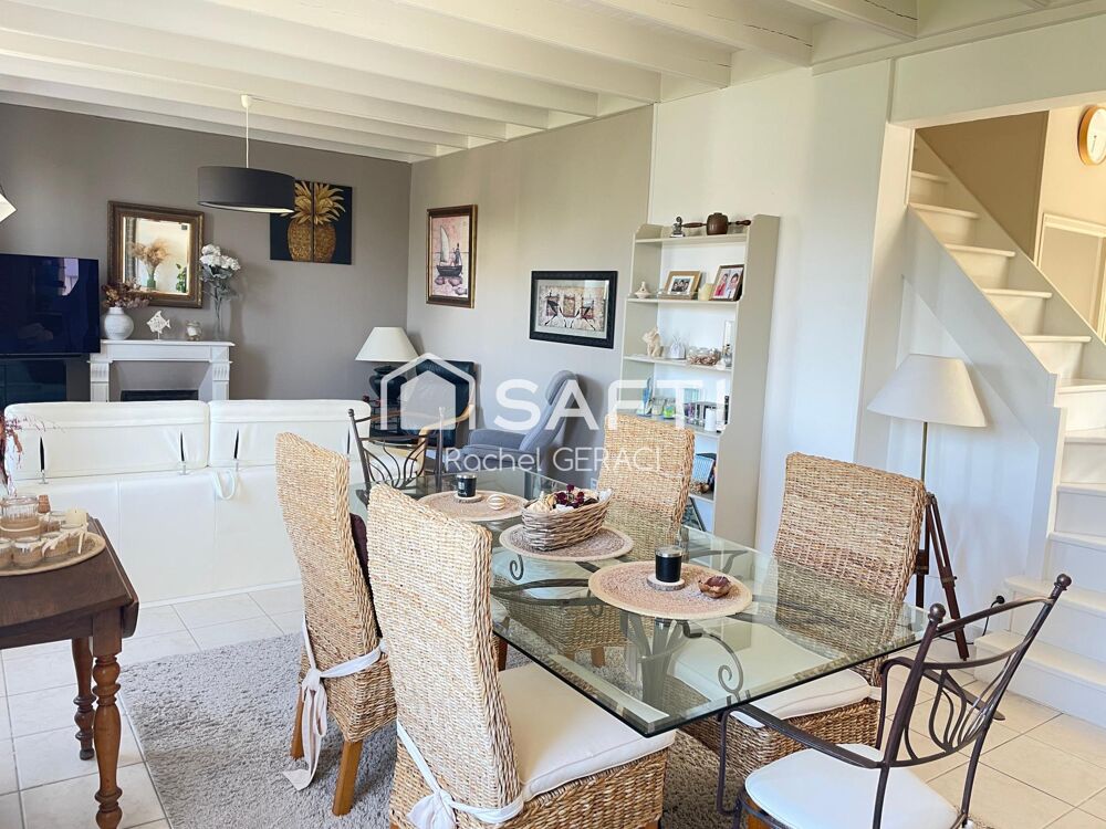 Maison: 130 m2, T2: 45 m2 et un studio: 25 m2