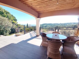  Maison � vendre 9 pi�ces 228 m�