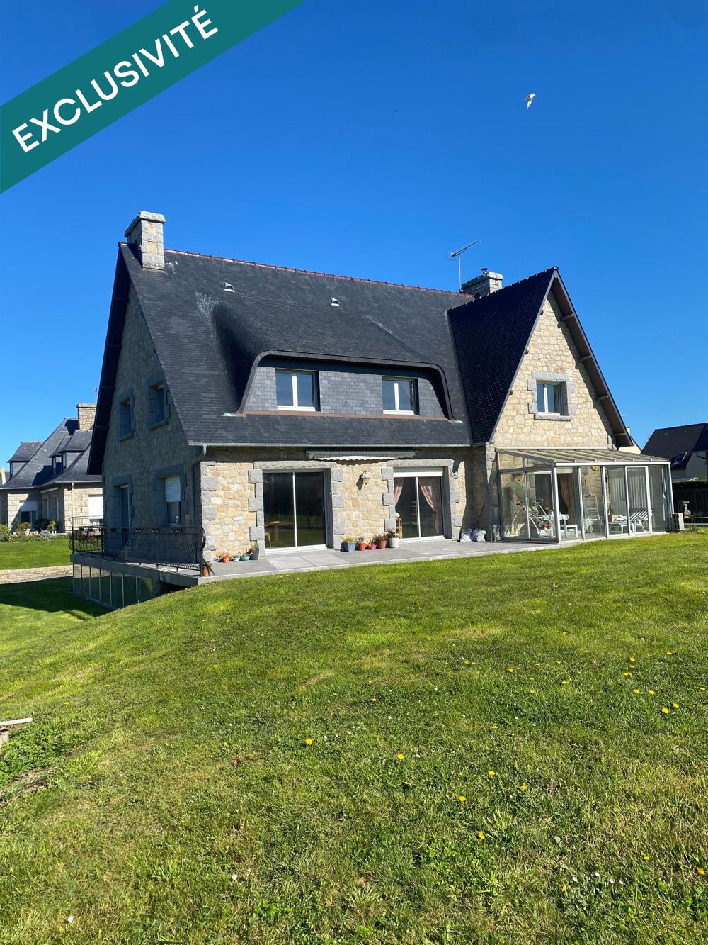 Belle et vaste contemporaine au coeur de St-Malo