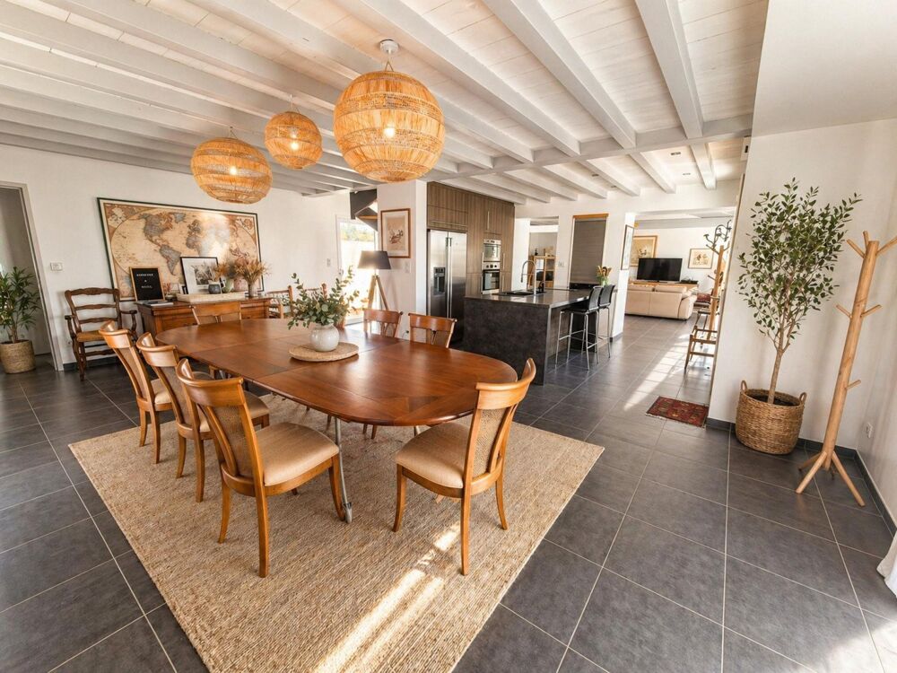 Magnifique maison familiale, en zone blanche, hors risques inondation
