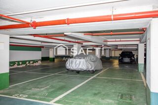  Parking / Garage à vendre 504 m²