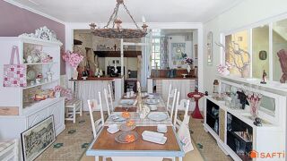  Maison à vendre 12 pièces 263 m²