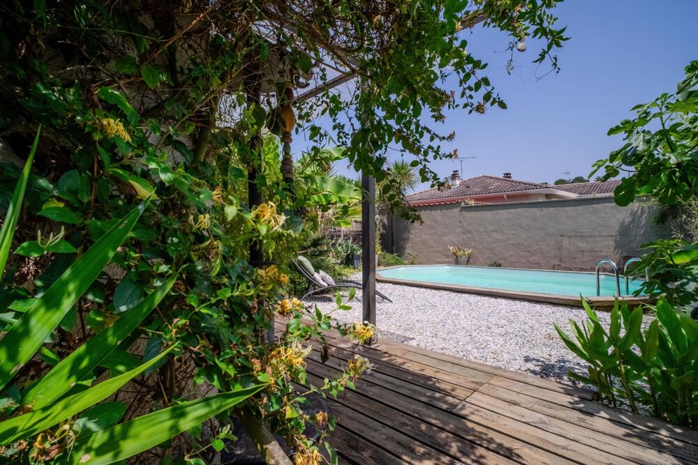 Maison avec piscine et T2 loué à l'année