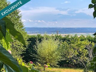  Maison � vendre 8 pi�ces 220 m�